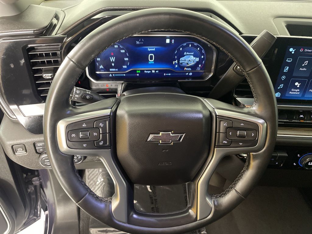 2023 Chevrolet Silverado 1500 RST photo 20