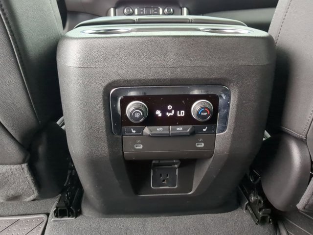 2024 Chevrolet Tahoe Z71 photo 17