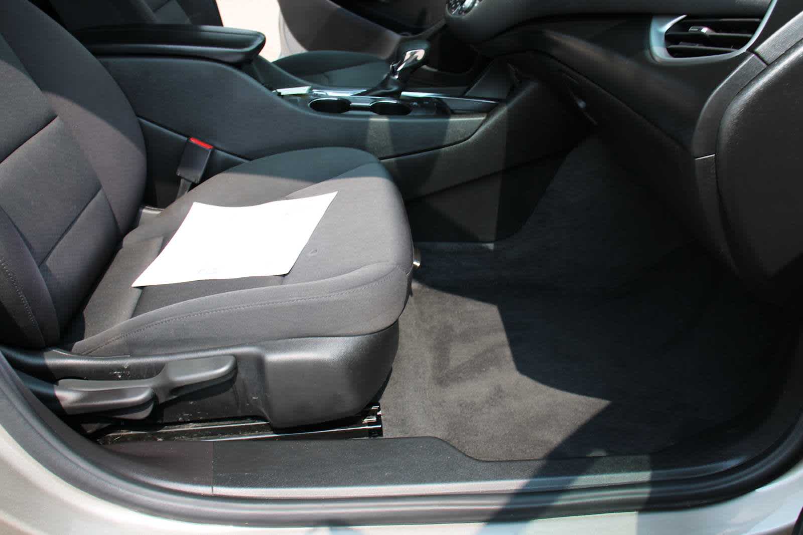 2022 Chevrolet Malibu photo 36
