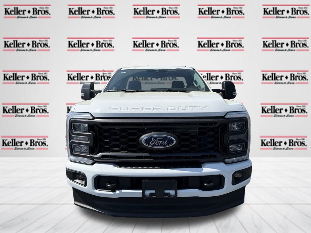 2025 Ford F-350 XL photo 2