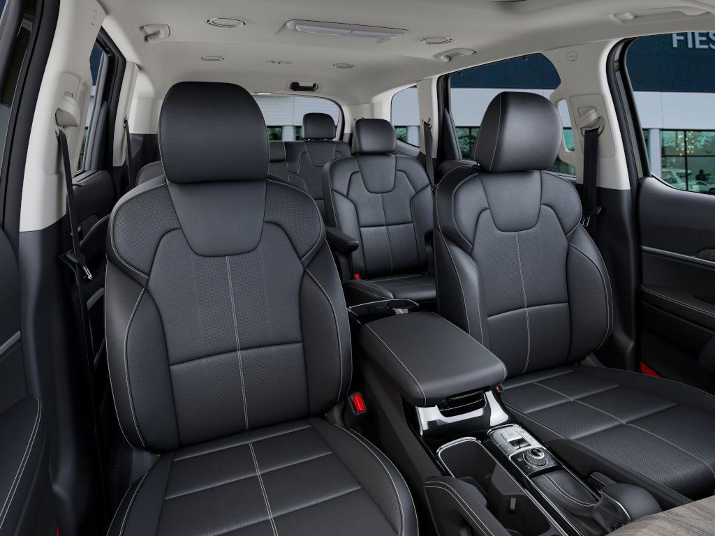 2025 Kia Telluride EX photo 12