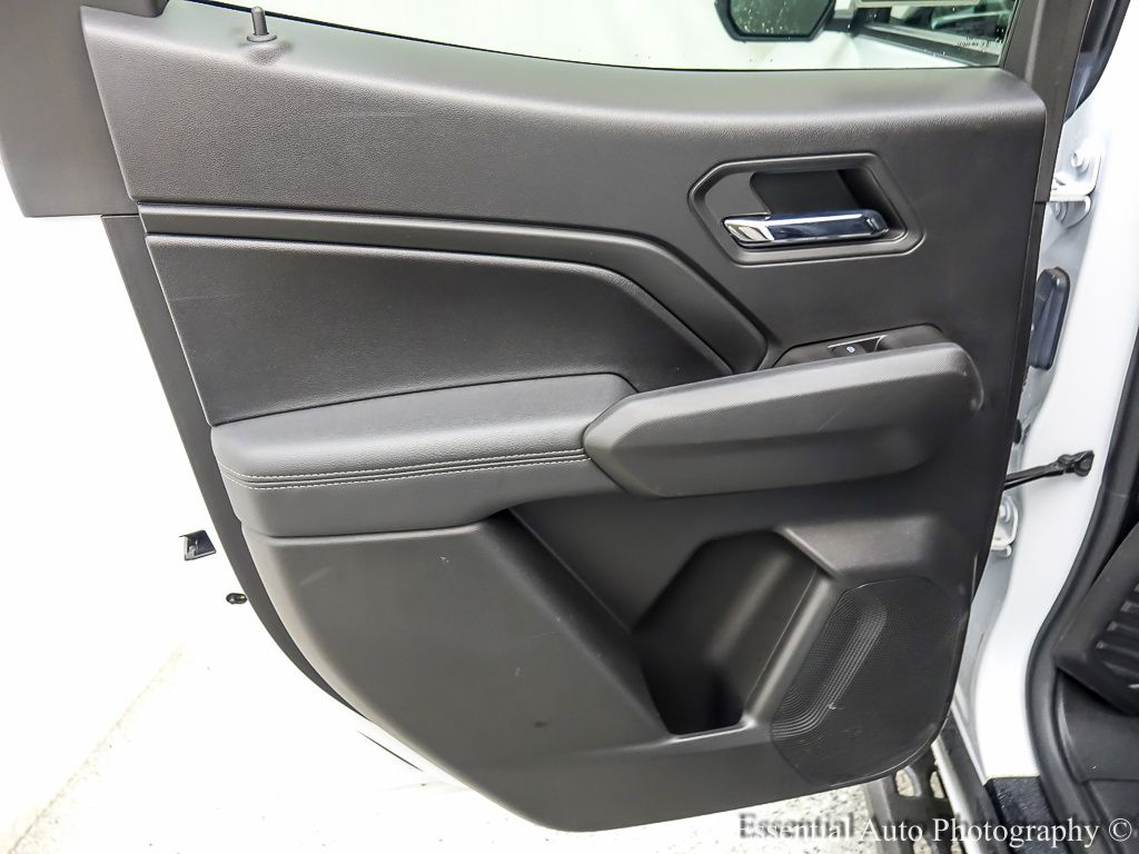 2023 GMC CANYON - Image 24