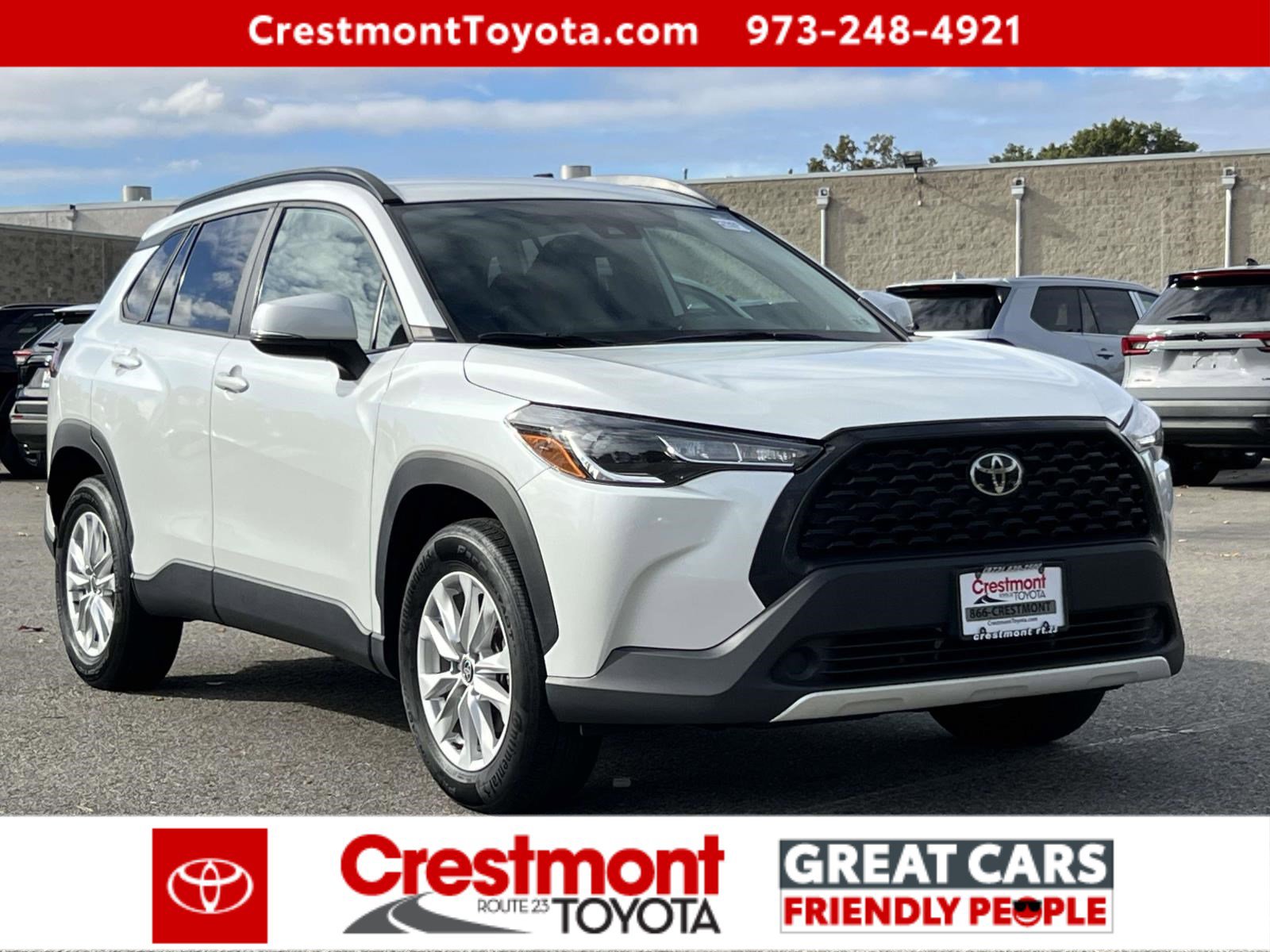 Used 2022 Toyota Corolla Cross LE with VIN 7MUCAABG8NV037124 for sale in Kansas City