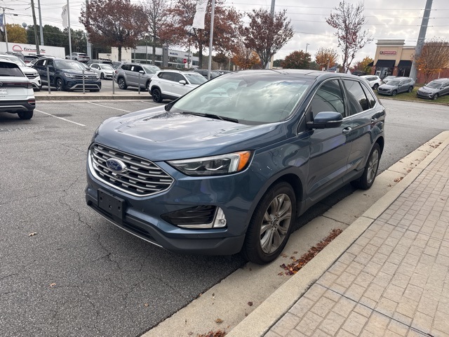 2019 Ford Edge Titanium photo 2