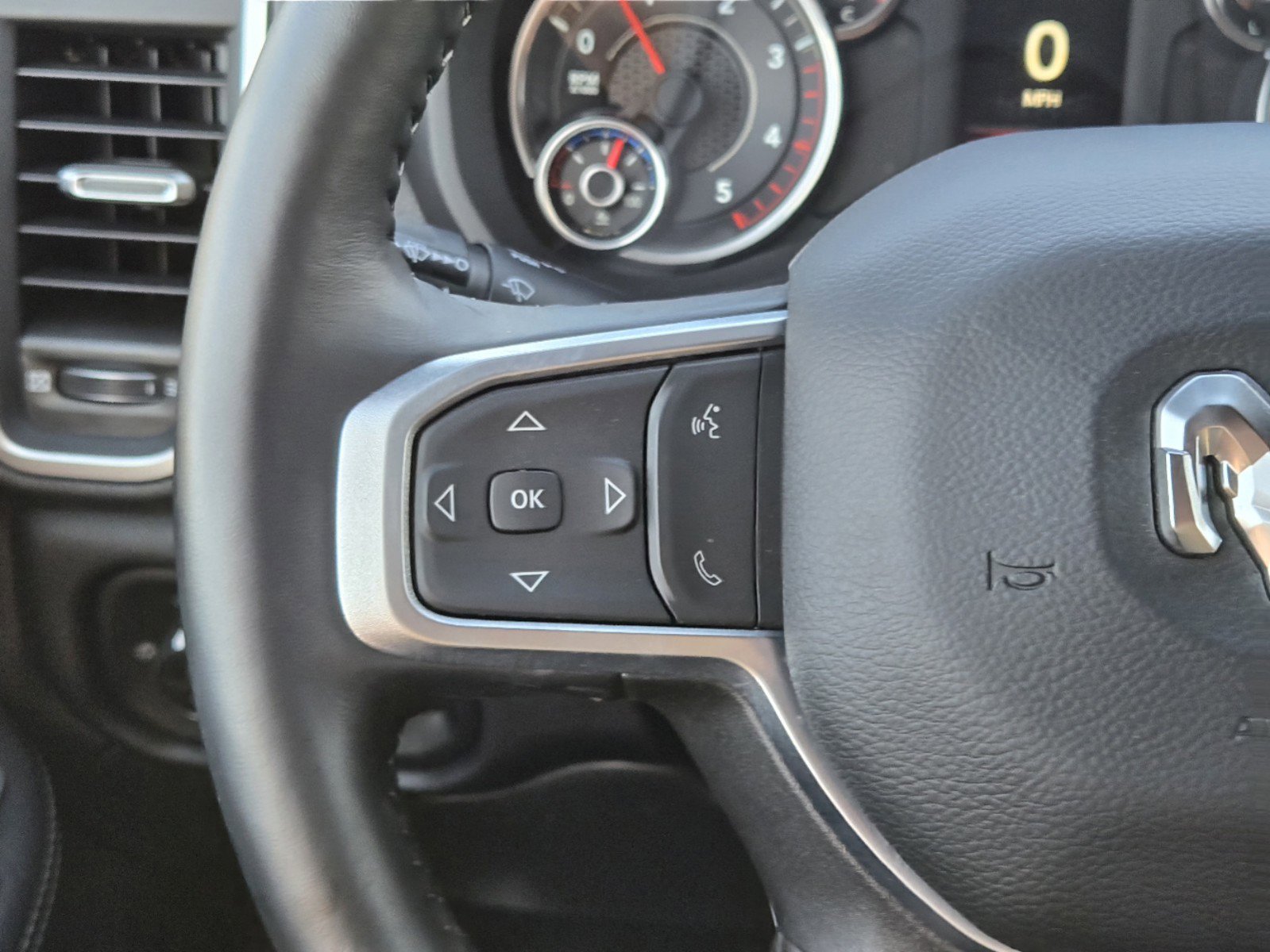 2024 Ram 2500 Big Horn photo 28