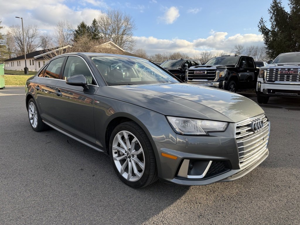 2019 Audi A4 Premium's photo