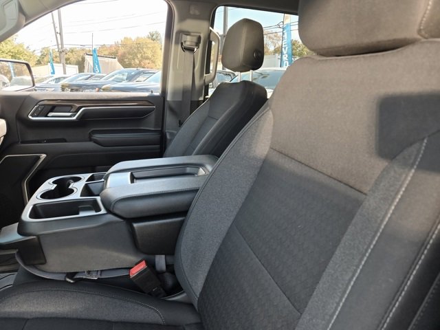 2022 Chevrolet Silverado 1500 LT photo 18