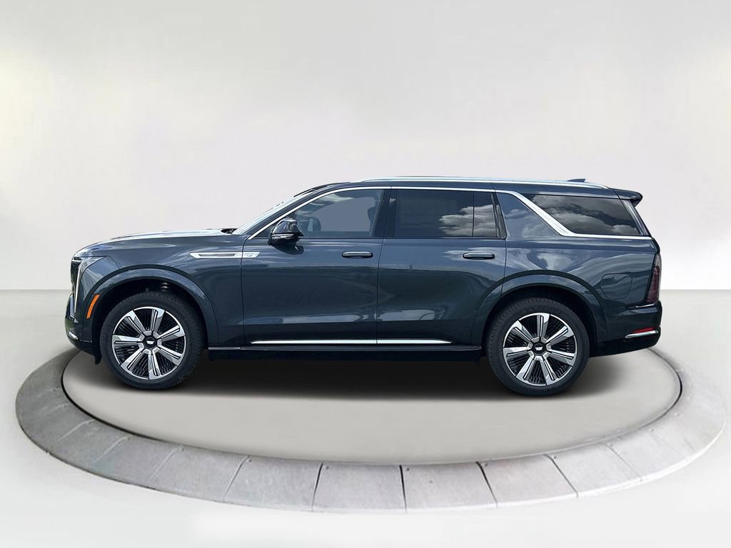 2026 Cadillac Escalade Luxury photo 2