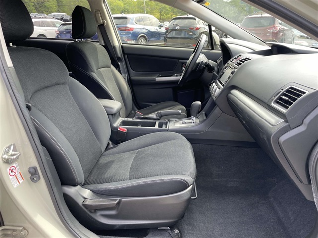 2015 Subaru Crosstrek 2.0i Premium photo 12