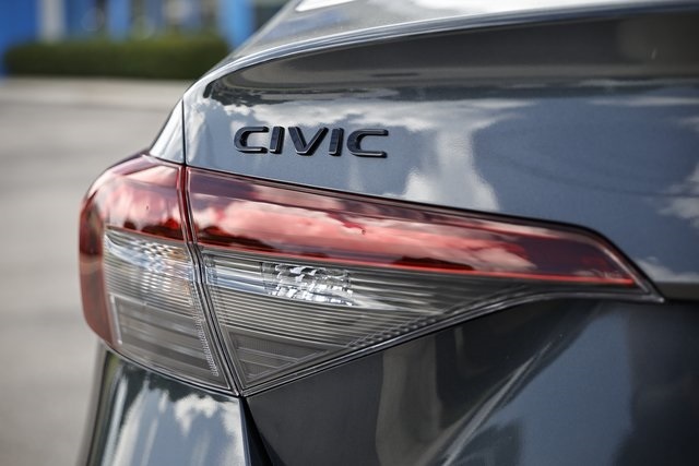2026 Honda Civic Hybrid Sport Touring photo 12