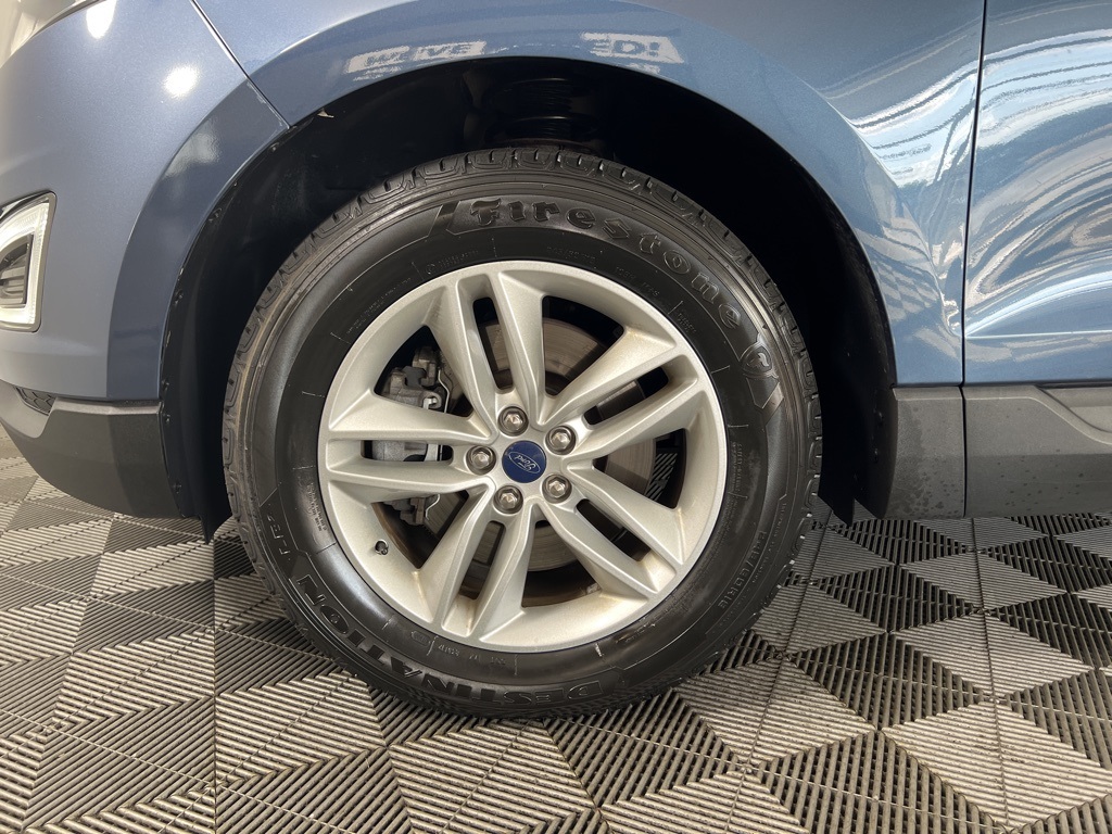 2018 Ford Edge SEL photo 28