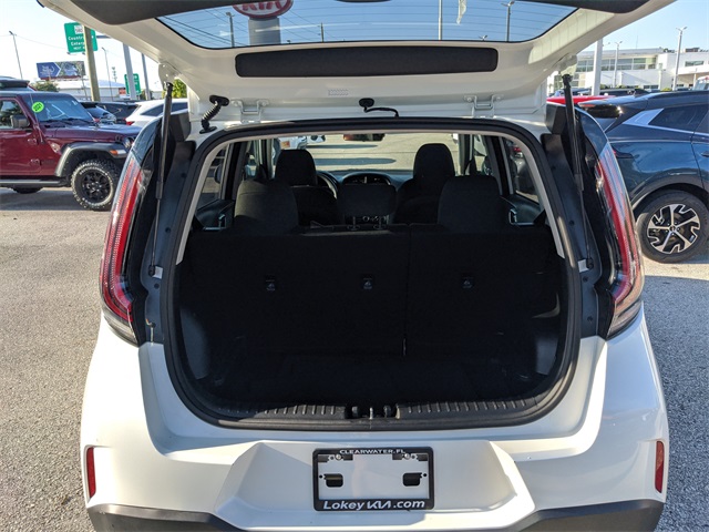 2023 Kia Soul LX photo 9
