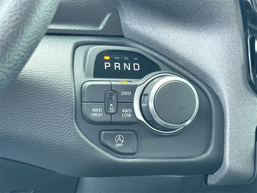 2025 Ram 1500 Tradesman photo 25