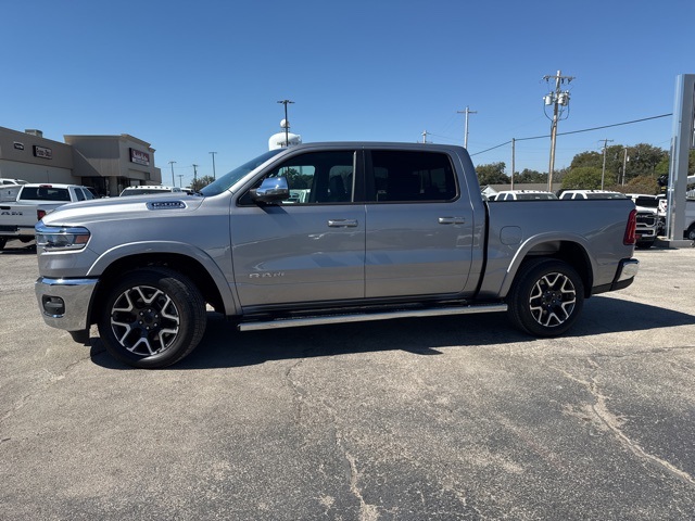 2026 Ram 1500 Laramie photo 3