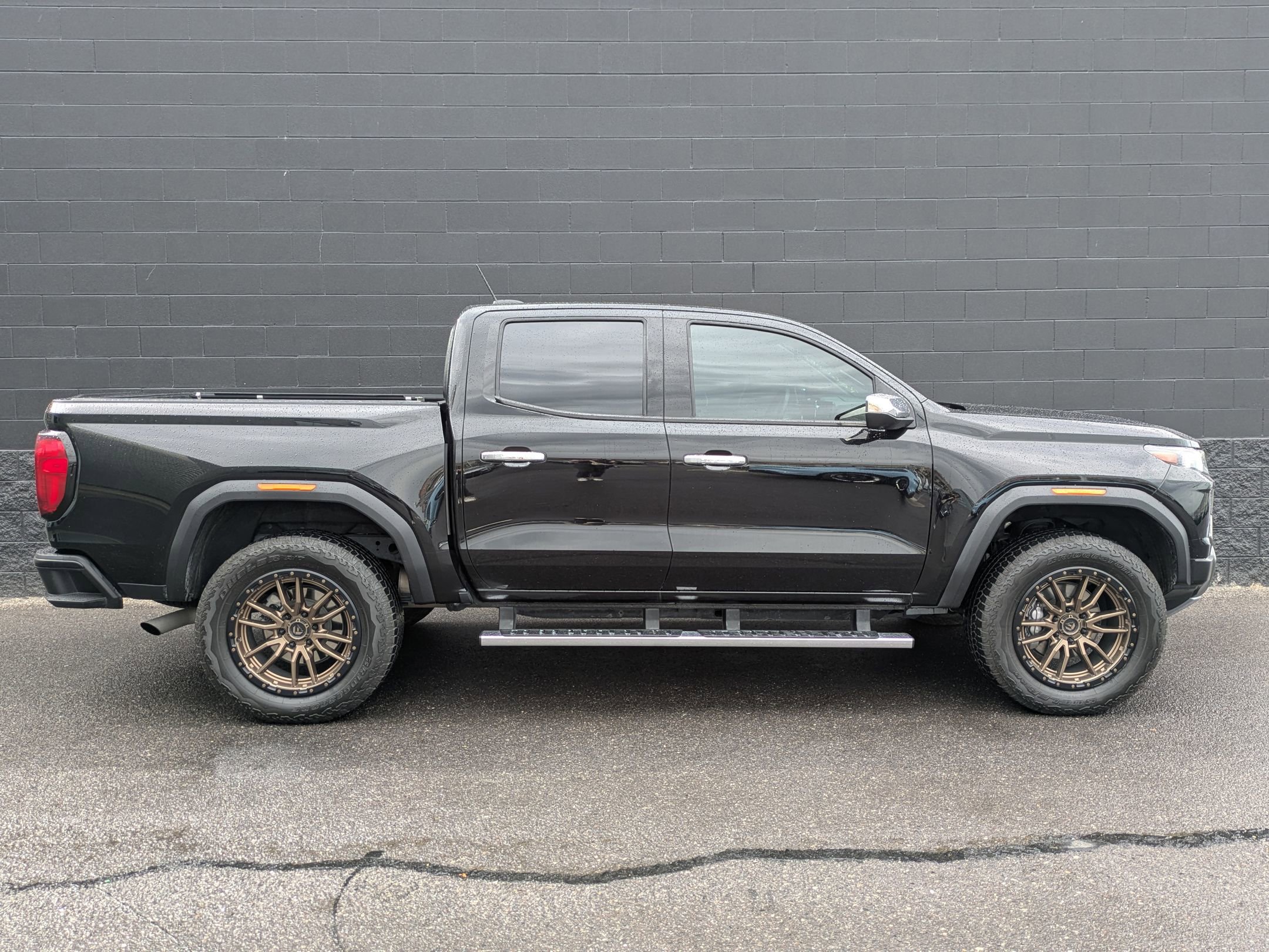 2023 Gmc Canyon Denali photo 4