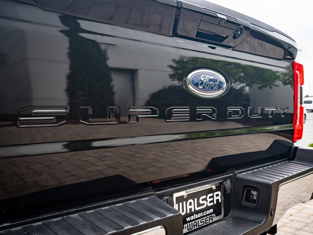 2023 Ford F-450 photo 17