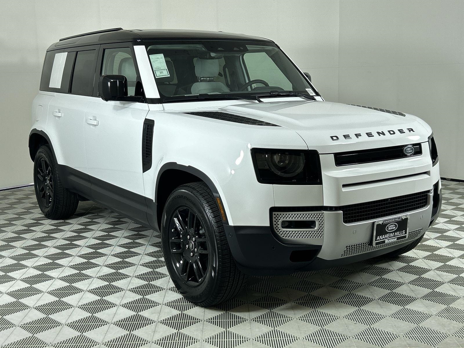 2025 Land Rover Defender 110 S photo 7