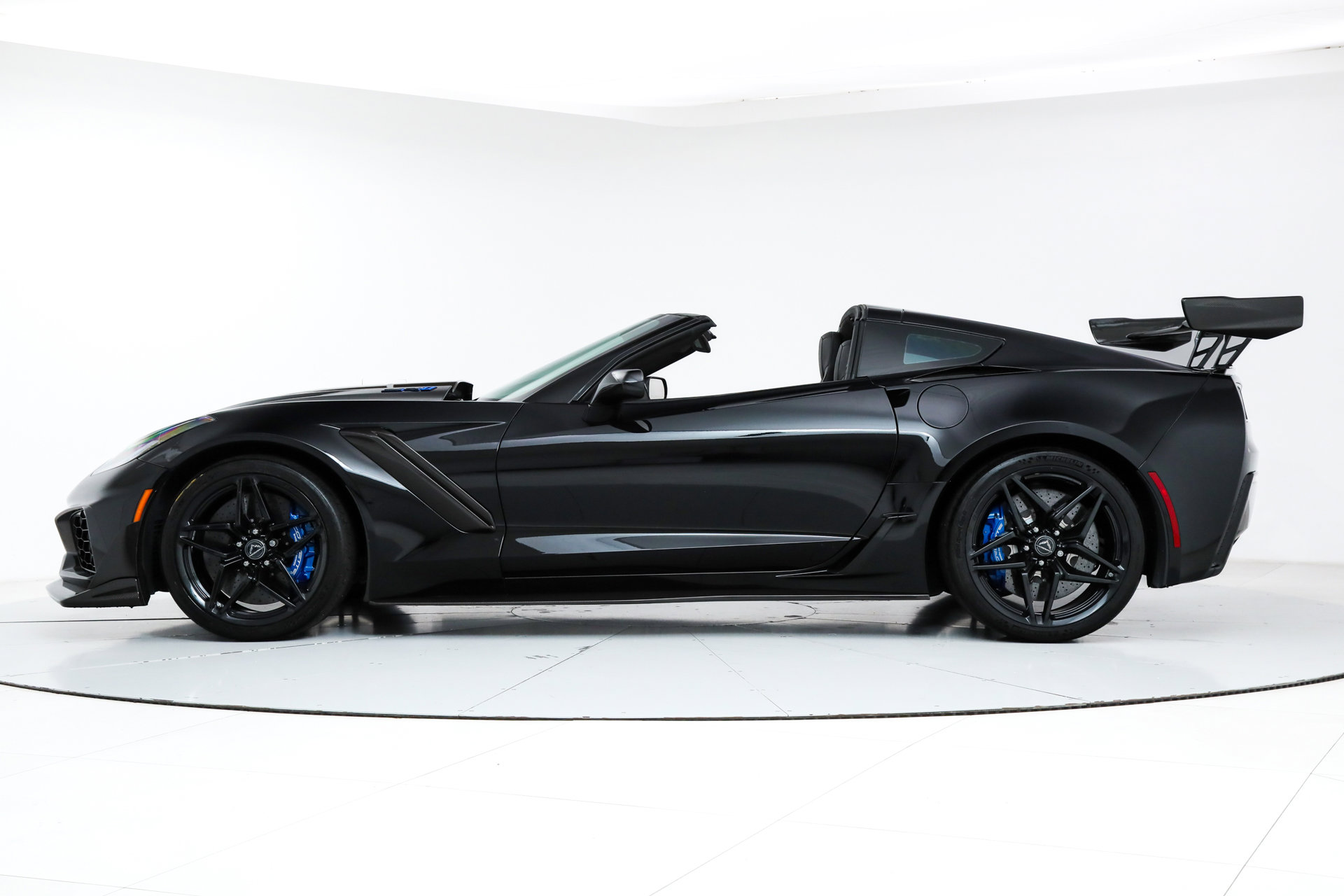 2019 Chevrolet Corvette ZR1 3ZR photo 4