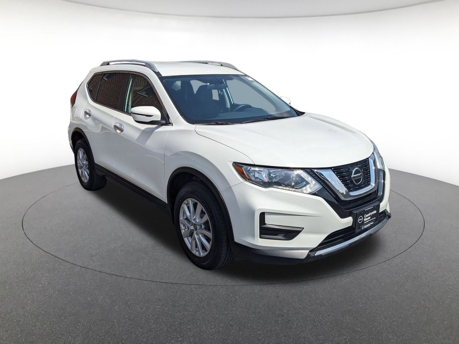 2020 Nissan Rogue SV photo 3