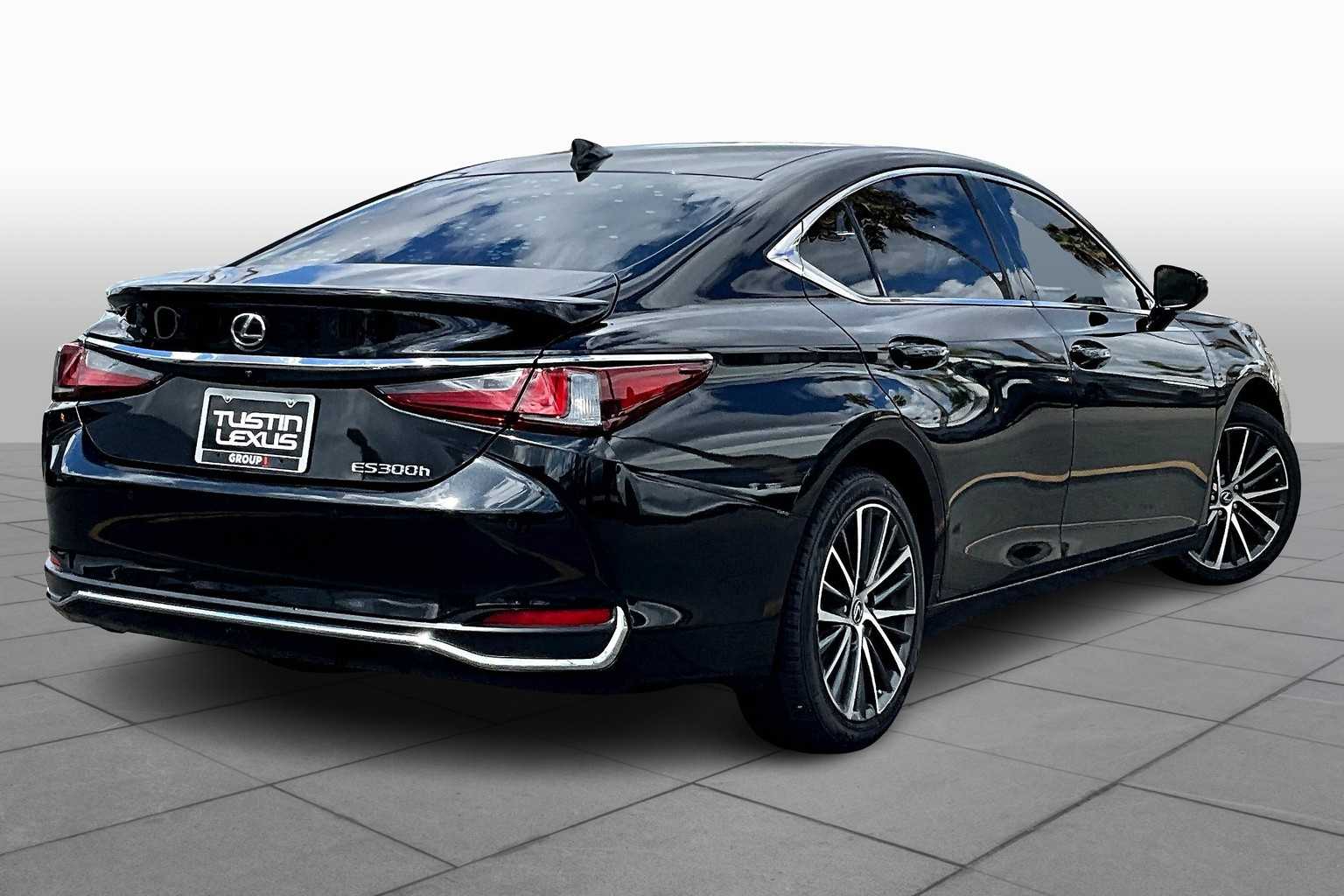 2023 Lexus ES Premium photo 12
