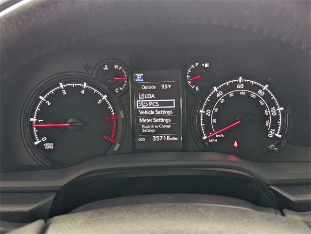 2022 Toyota 4Runner SR5 photo 19