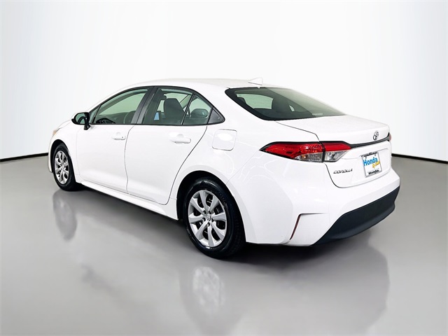 2024 Toyota Corolla LE photo 5