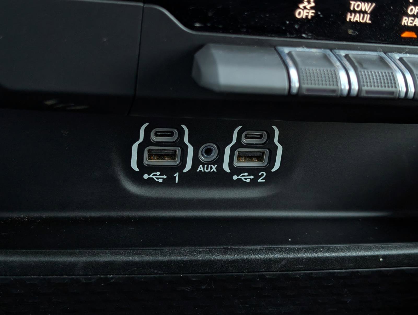 2020 Ram 1500 Rebel photo 18