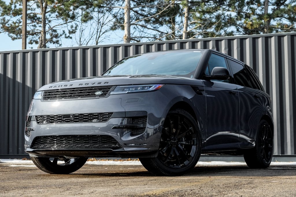 2026 Land Rover Range Rover Sport Dynamic SE's photo