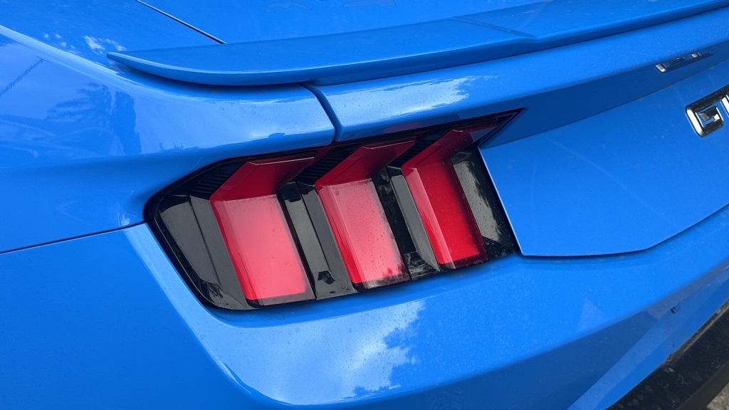 2024 Ford Mustang GT Premium photo 7