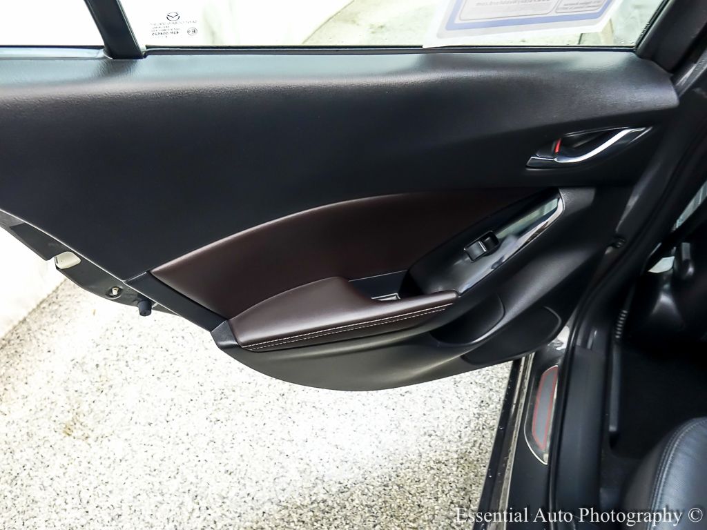 2018 MAZDA MAZDA3 - Image 23