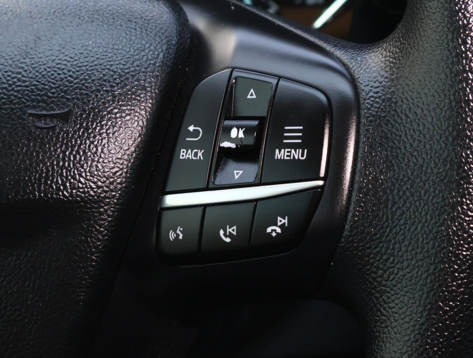 2020 Ford Escape S photo 22