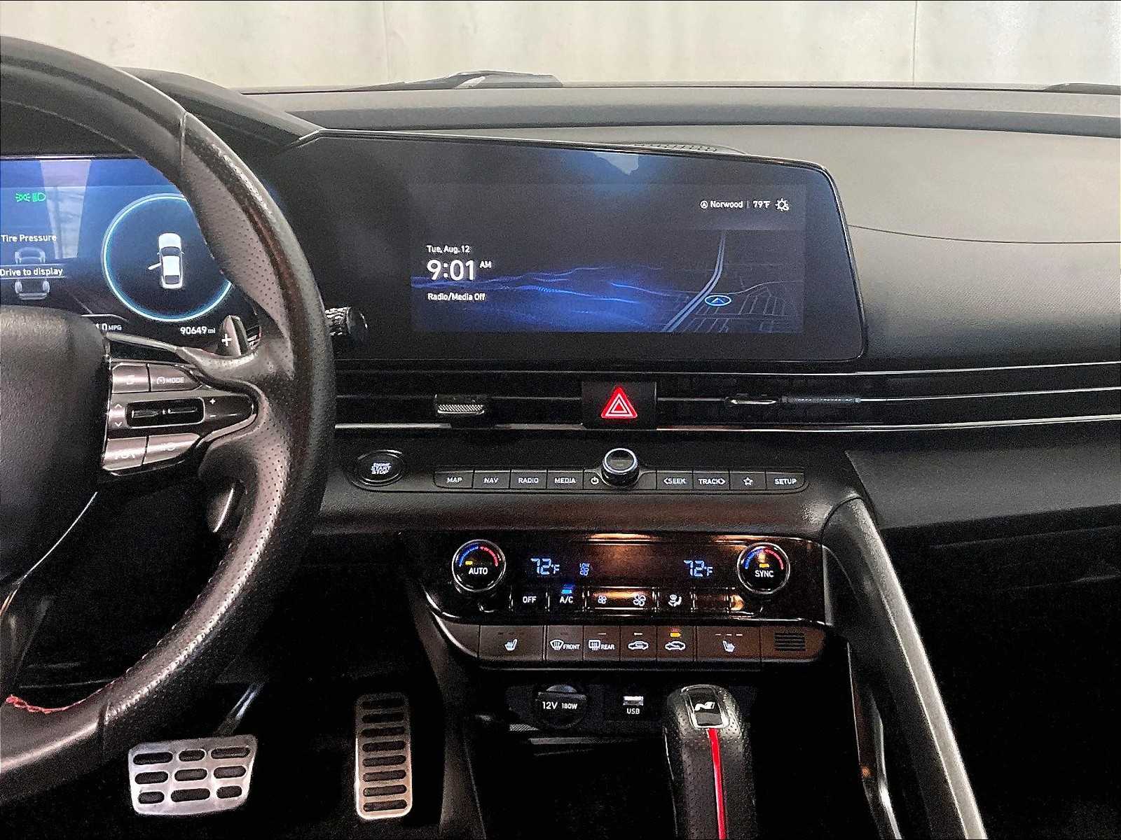2023 Hyundai Elantra N Line photo 18