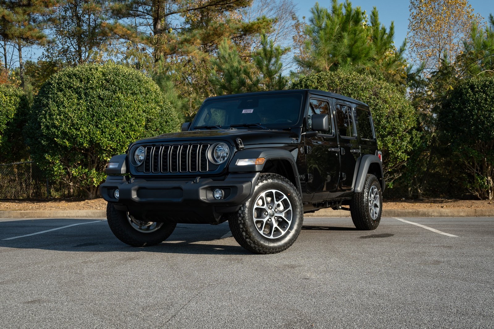 2026 Jeep Wrangler 4-Door Sport S's photo