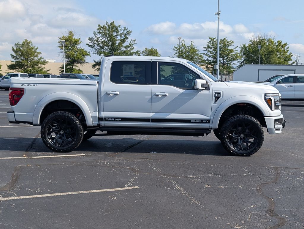 2025 Ford F-150 Lariat photo 3