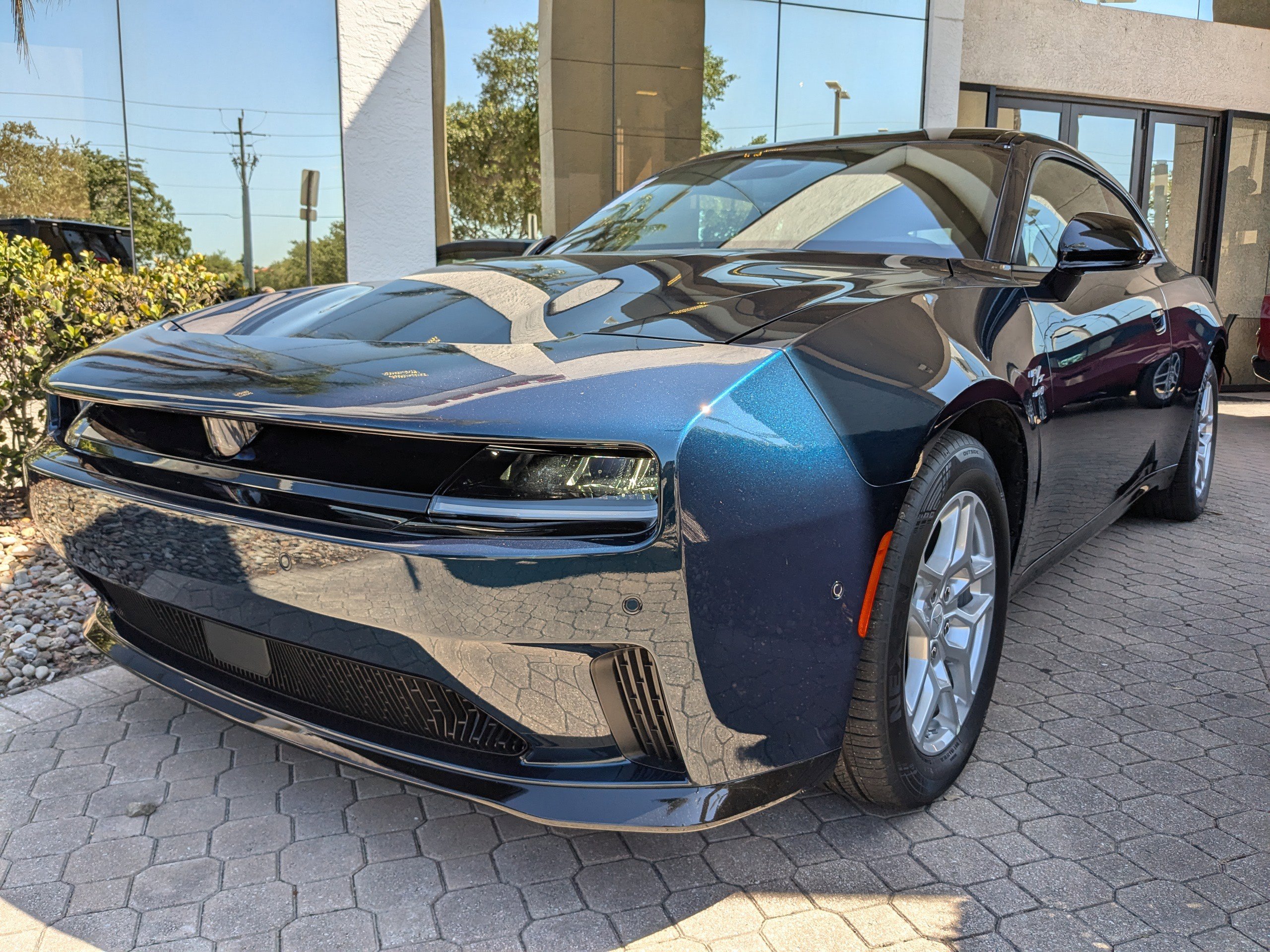 2025 Dodge Charger R/T photo 9