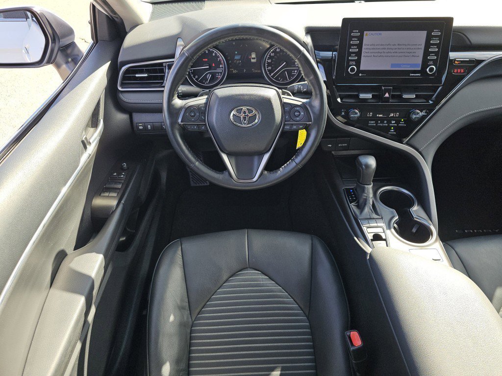 2024 Toyota Camry SE photo 4