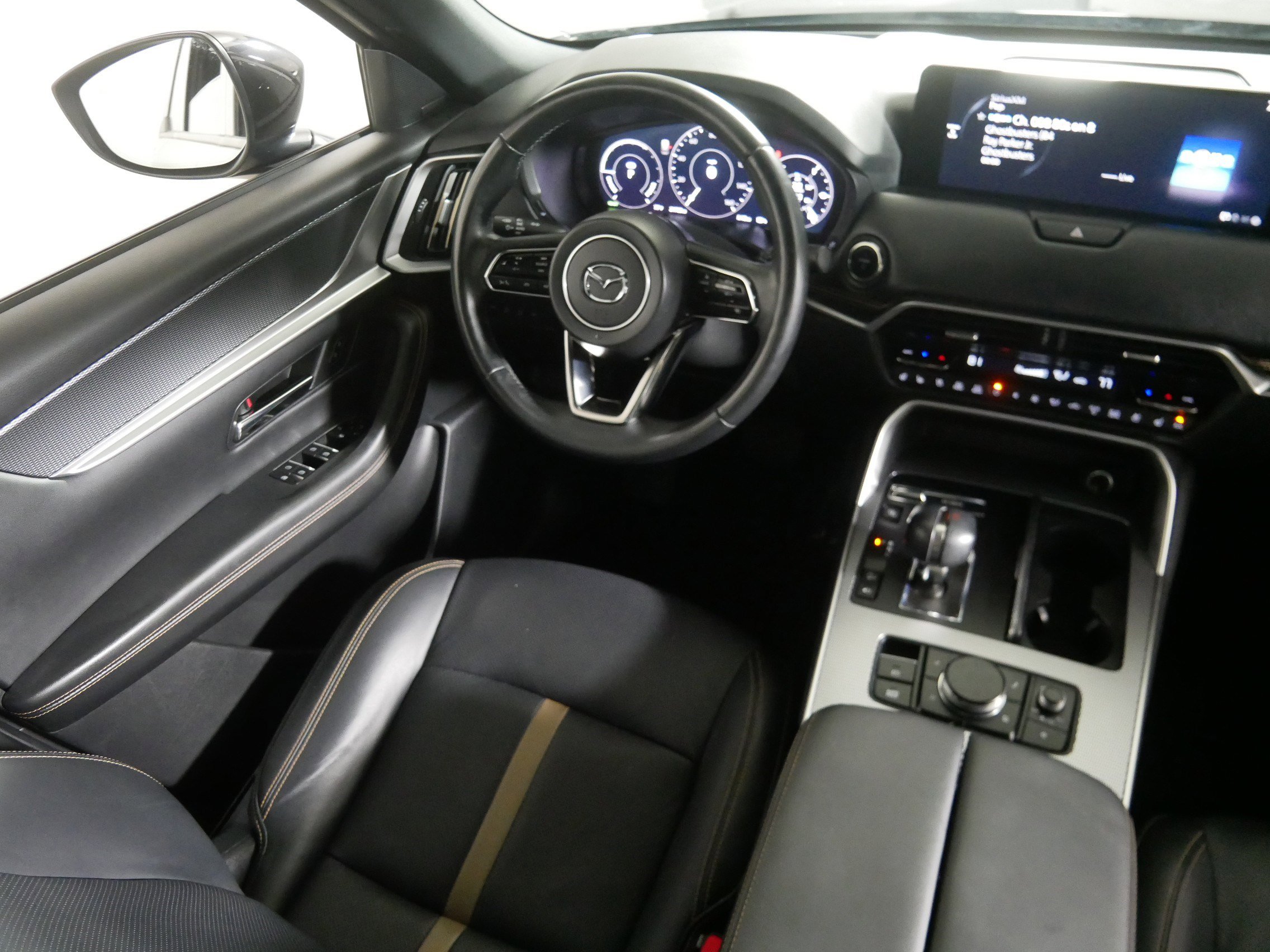 2024 Mazda CX-90 Premium Plus photo 9
