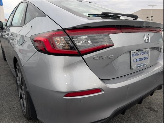 2025 Honda Civic Hybrid Sport Touring photo 5