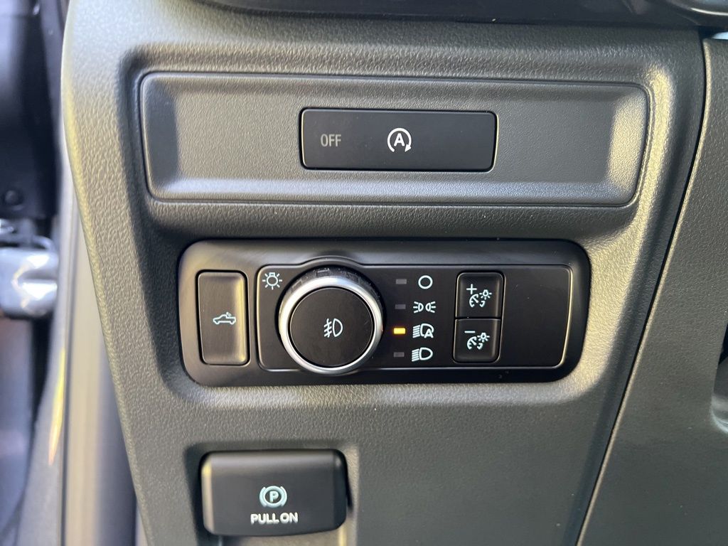 2025 Ford F-150 STX photo 14