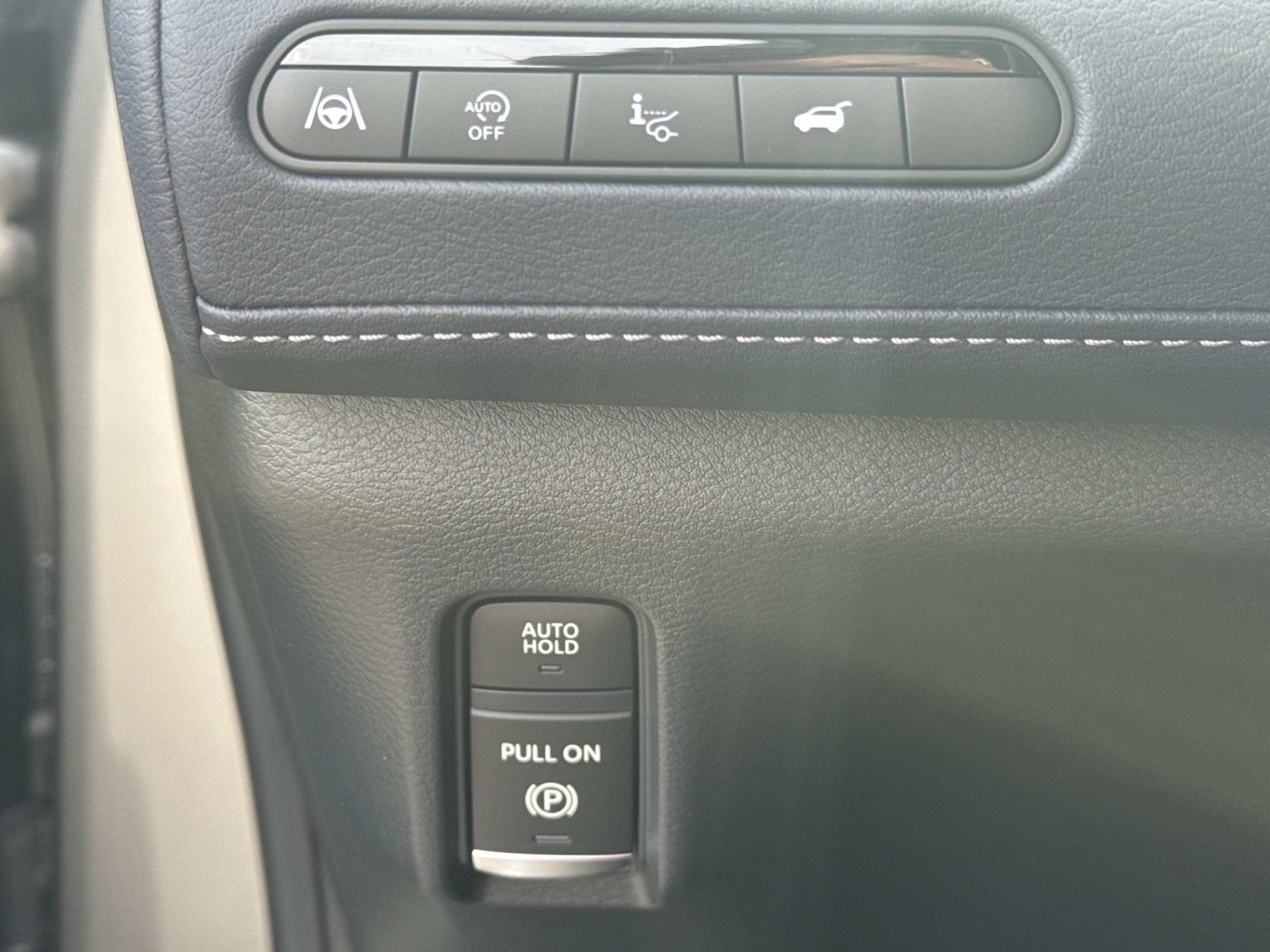 2026 Infiniti QX80 Sensory photo 14