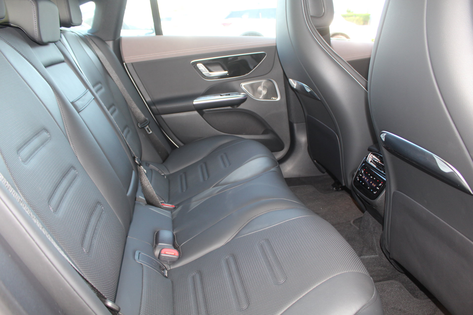 2025 Mercedes Benz EQE Sedan AMG photo 18