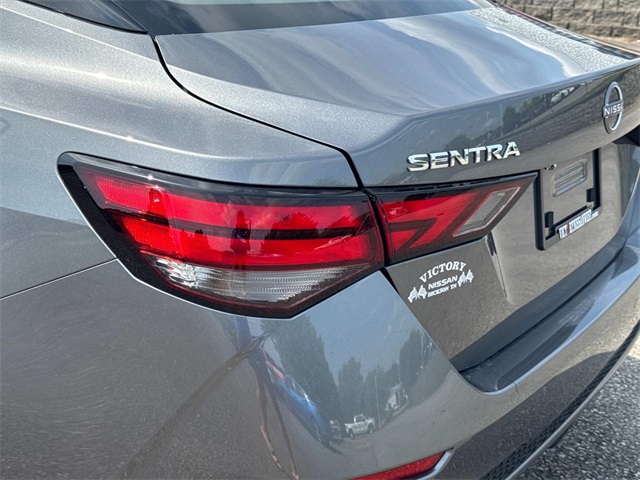 2025 Nissan Sentra SV photo 12