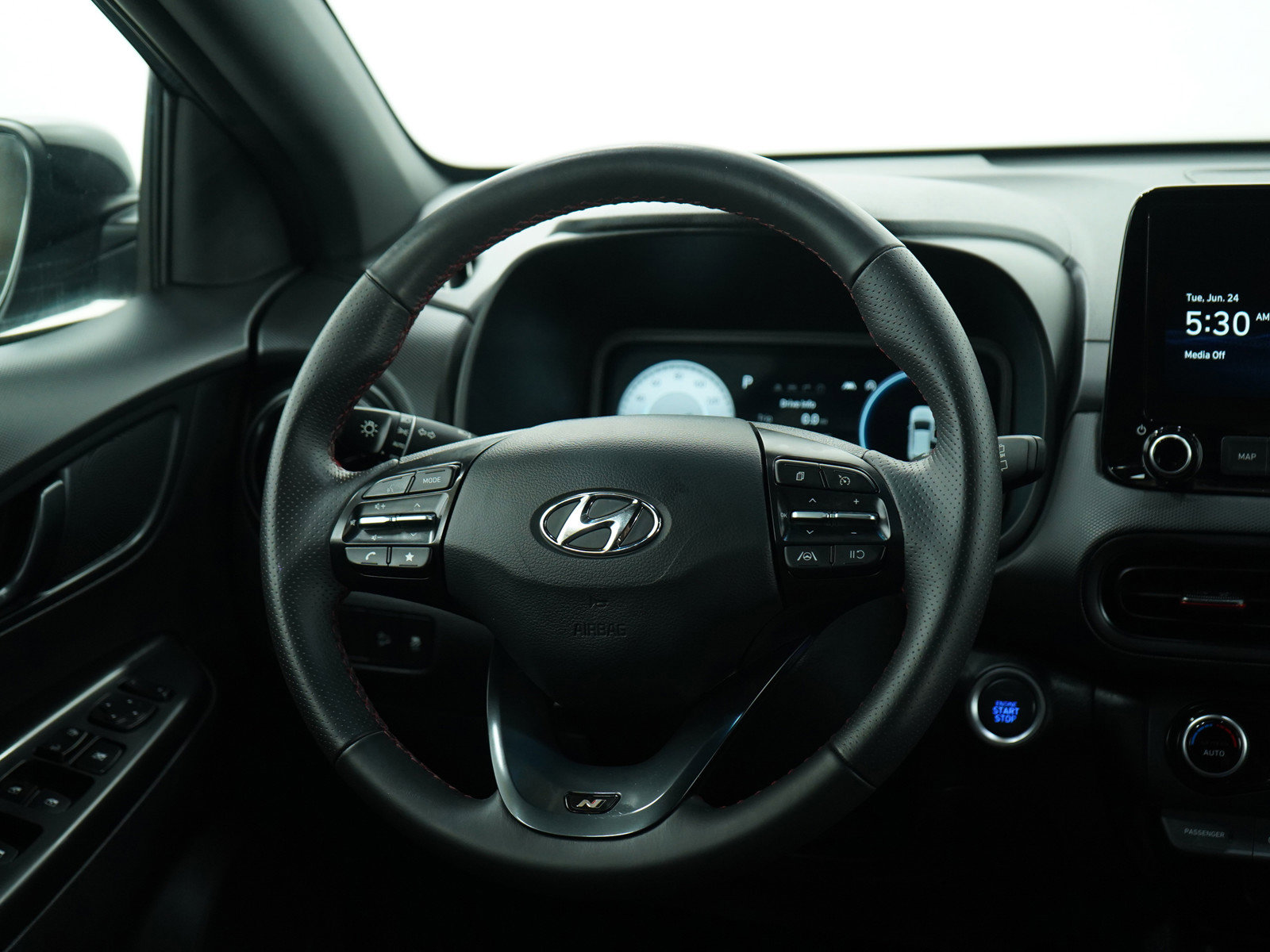 2023 Hyundai Kona N Line photo 13