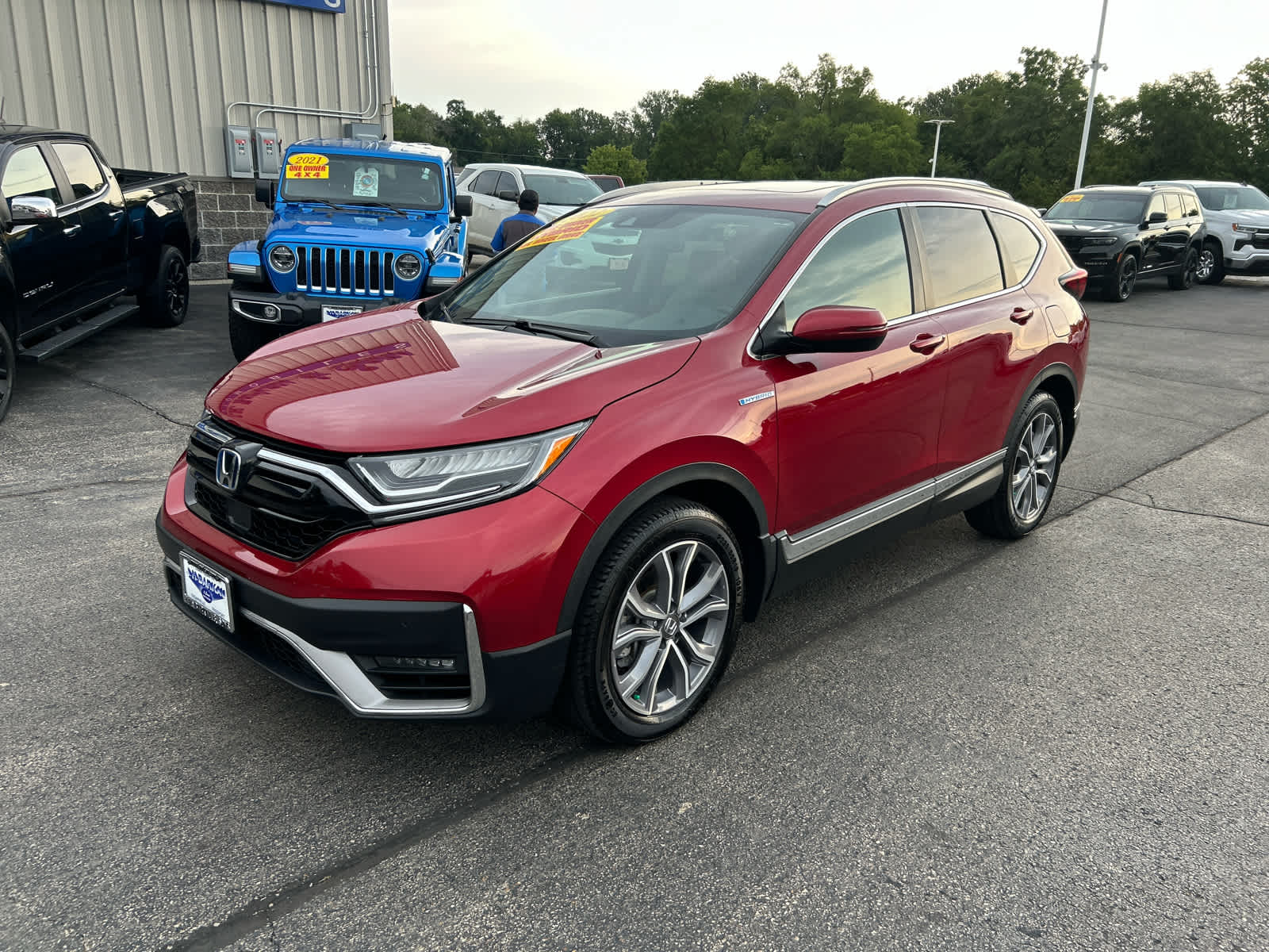 2022 Honda CR-V Hybrid Touring photo 3