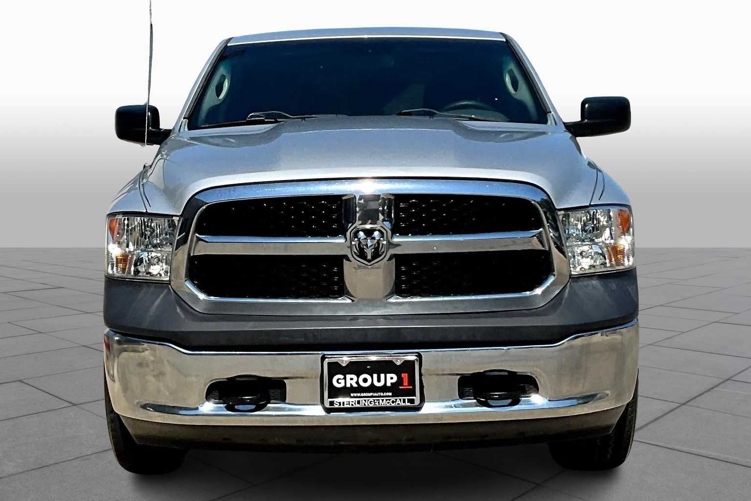 2015 Ram 1500 Tradesman photo 3