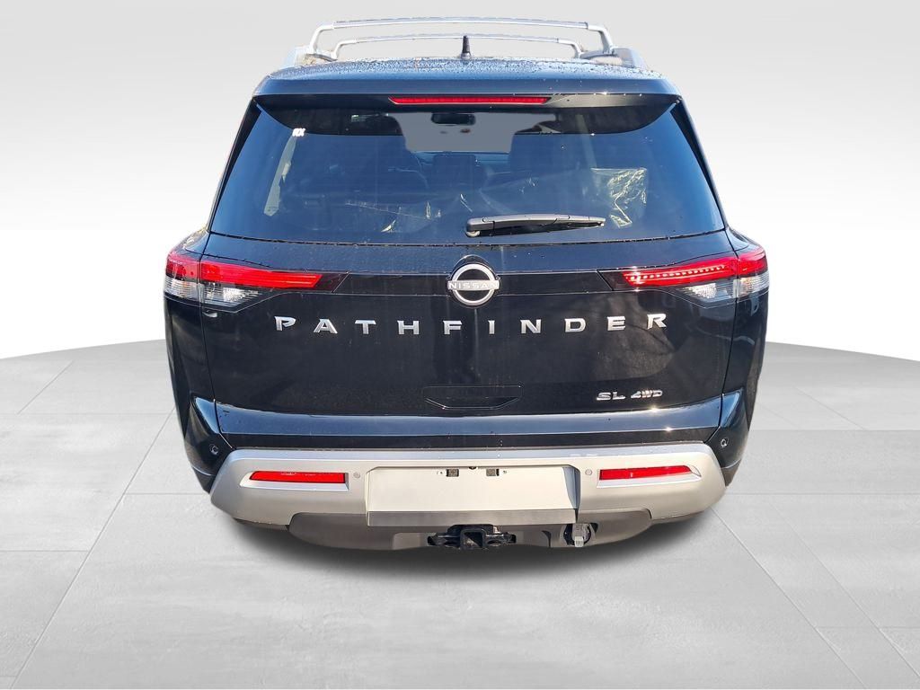 2025 Nissan Pathfinder SL photo 4