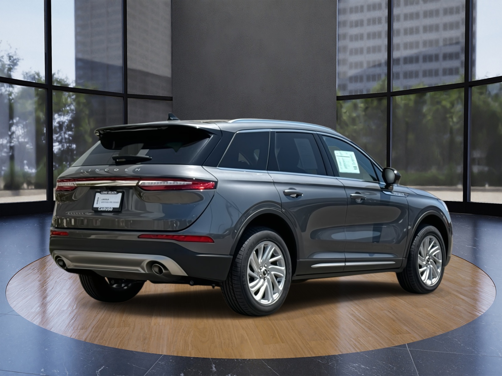 2022 Lincoln Corsair Standard photo 2