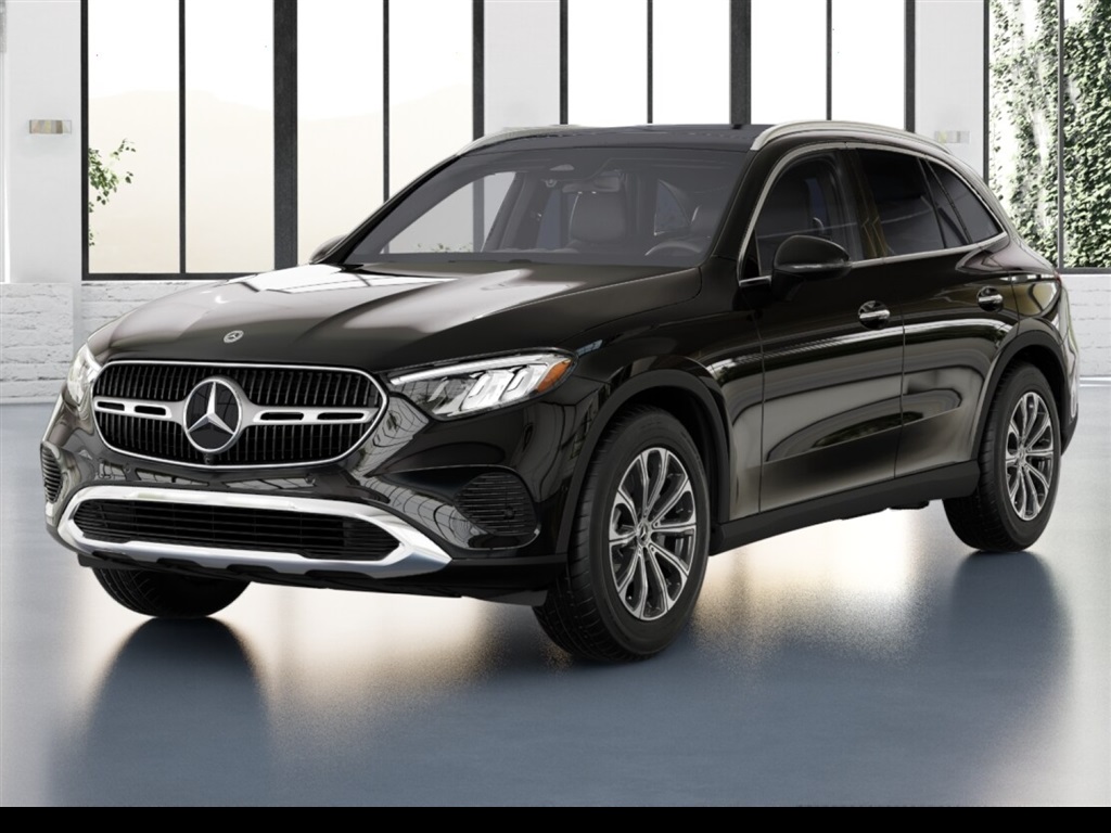 2026 Mercedes-Benz GLC Base's photo
