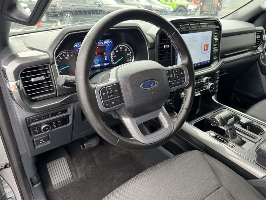 2023 Ford F-150 XLT photo 2