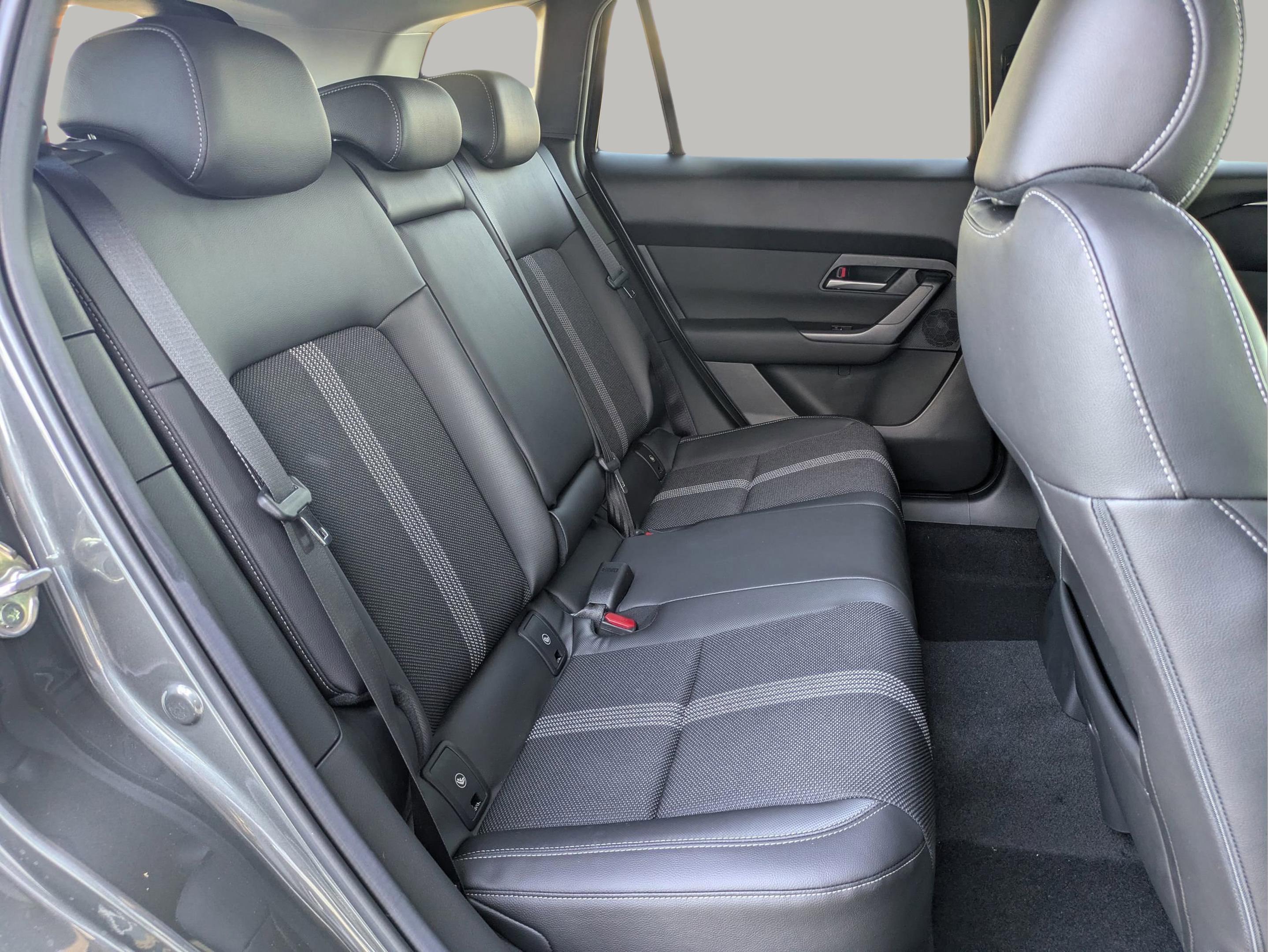 2025 Mazda CX-50 2.5 S Preferred photo 12